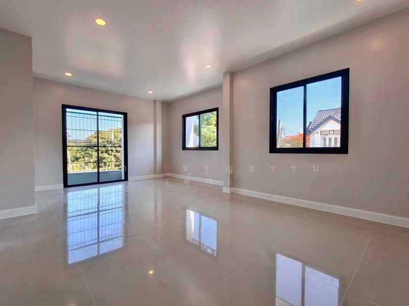 Ausara Bangbuathong, Nonthaburi, Bang Rak Pattana, Bang Bua Thong, Nonthaburi, 3 Bedrooms, 125 sqm, Townhouse For Sale, by Wanlapa Charoonthum, 500248955 - DDproperty.com