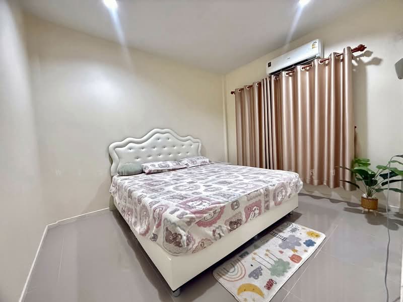 แม่น้ำคู้, Rayong, Mae Nam Khu, Pluak Daeng, Rayong, 2 Bedrooms, 104 sqm, Townhouse For Rent, by พรรณราย นันตะสุข, 500248964 - DDproperty.com