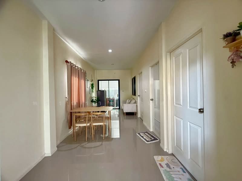 แม่น้ำคู้, Rayong, Mae Nam Khu, Pluak Daeng, Rayong, 2 Bedrooms, 104 sqm, Townhouse For Rent, by พรรณราย นันตะสุข, 500248964 - DDproperty.com