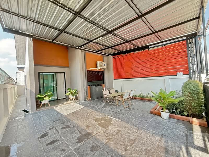 แม่น้ำคู้, Rayong, Mae Nam Khu, Pluak Daeng, Rayong, 2 Bedrooms, 104 sqm, Townhouse For Rent, by พรรณราย นันตะสุข, 500248964 - DDproperty.com