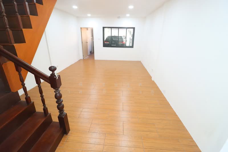 Townhouse in Soi Ramkhamhaeng 24, Bangkok, รามคำแหง, Hua Mak, Bang Kapi, Bangkok, 2 Bedrooms, 98 sqm, Townhouse For Sale, by พิเชษฐต์ นาคะยืนยงสุข, 500248967 - ทาวน์เฮ้าส์ รามคำแหง ใกล้เอแบค หัวหมาก - DDproperty.com