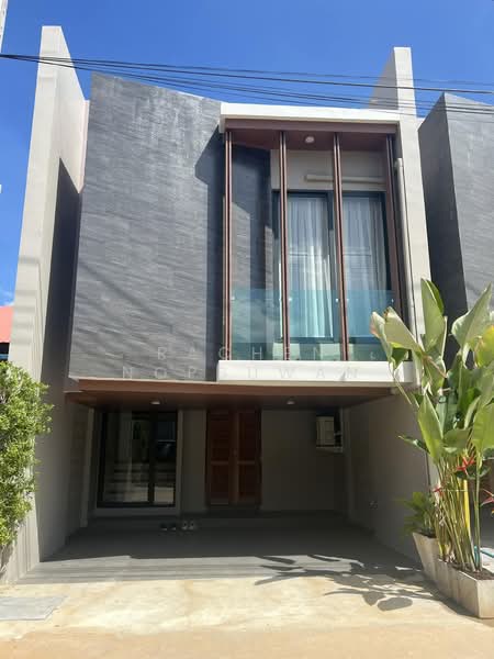 For Sale - Beautiful brand new houses for sale near Prince of Songkla University. Three designs available,, Songkhla