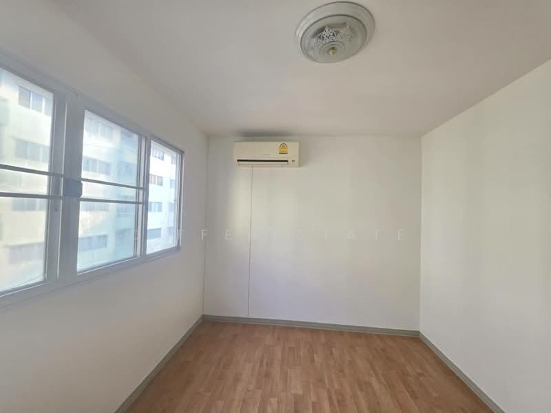 Lumpini Center Sukhumvit 77, Bangkok, Soi Sukhumvit 81, Suan Luang, Suan Luang, Bangkok, 2 Bedrooms, 56 sqm, Condo For Sale, by DifferEstate, 500248975 - DDproperty.com