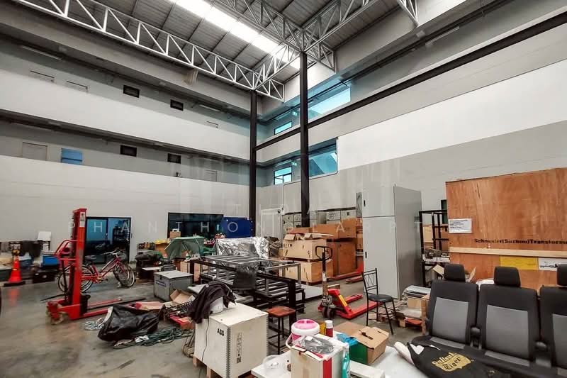 For Sale - Warehouse sale with office of 3-storey Bangpoo Praeksa building There is a staff residence, Samut Prakan