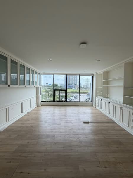 Office Phatthanakan, Bangkok, ถนนพัฒนาการ, Suan Luang, Suan Luang, Bangkok, , 500 sqm, Office Space For Rent, by Smart Living Bangkok Co.,Ltd., 500249044 - DDproperty.com