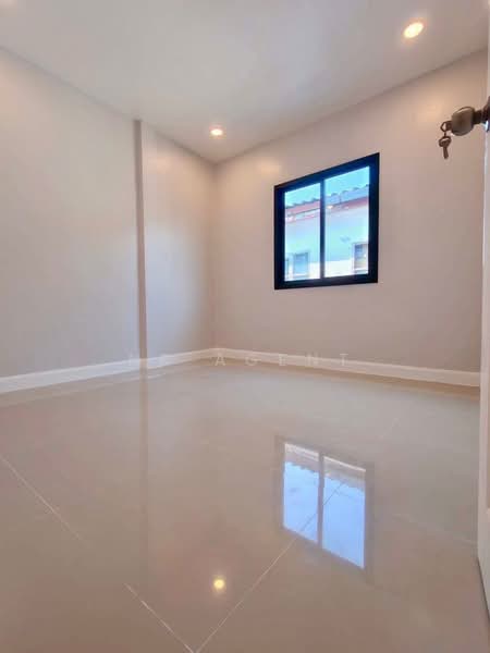 Ausara Bangbuathong, Nonthaburi, Bang Rak Pattana, Bang Bua Thong, Nonthaburi, 3 Bedrooms, 100 sqm, Townhouse For Sale, by NR AGENT, 500249045 - DDproperty.com