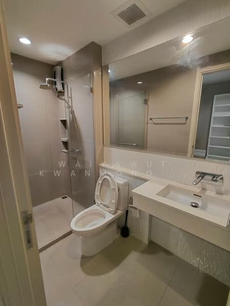 Rhythm Sukhumvit 42, Bangkok, Soi Sukhumvit 42, Sukhumvit Road, Phra Kanong, Khlong Toei, Bangkok, 1 Bedroom, 27 sqm, Condo For Rent, by Waiyawut Kwanmongkhol, 500249049 - DDproperty.com