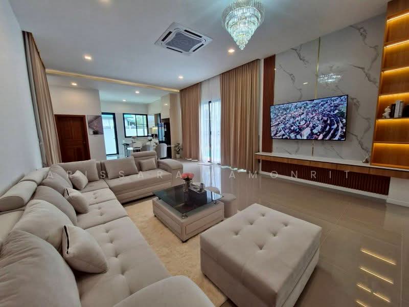 Pool Villa for Sale, Chon Buri (Pattaya), Poong, Bang Lamung (Pattaya), Chon Buri (Pattaya), 4 Bedrooms, 240 sqm, Villa For Sale, by Arissara Kamonrit, 500249063 - DDproperty.com