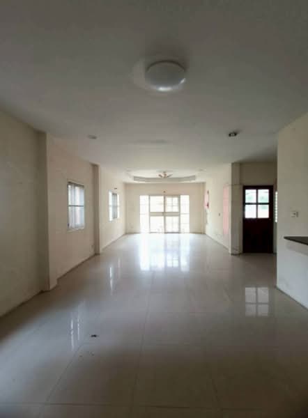 Maneerin Village Siracha-Bueng, Chon Buri (Pattaya), 89 Village No. 8, Bueng, Si Racha, Chon Buri (Pattaya), 3 Bedrooms, 169 sqm, Single Detached House For Sale, by ฐปนัท, 500249083 - DDproperty.com