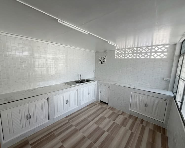 ทำเล BTS ปุณณวิถี เลี้ยงสัตว์ได้ วชิรธรรมสาธิต 57 ให้เช่าบ้านเดี่ยวรีโนเวทใหม่ บ้านพร้อมอยู่ ทำเลดี, Bangkok, สุขุมวิท 101/1, Bang Chak, Phra Khanong, Bangkok, 3 Bedrooms, 180 sqm, Single Detached House For Rent, by บุษบา รัตนวงษ์ชัย, 500249094 - DDproperty.com