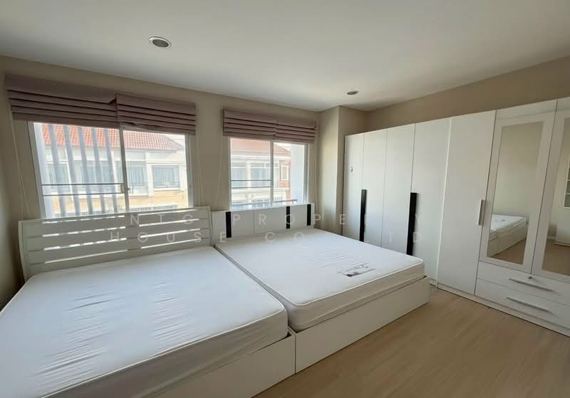 Baan Klang Muang Kaset-Nawamin, Bangkok, Soi Nawamin 70 Yeak 11-2, Khlong Kum, Bueng Kum, Bangkok, 3 Bedrooms, 166 sqm, Townhouse For Rent, by NTG Property House Co.,Ltd., 500249097 - DDproperty.com