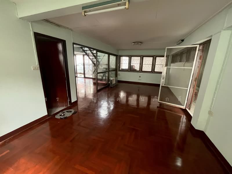 จอมพล, Bangkok, Jom Phon, Chatuchak, Bangkok, 3 Bedrooms, 412 sqm, Single Detached House For Sale, by พรเพ็ญ ด่านภักดี, 500249100 - DDproperty.com