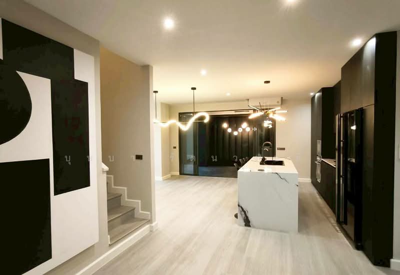 Areeya Busaba Ladprao, Bangkok, Phlapphla, Wang Thonglang, Bangkok, 5 Bedrooms, 300 sqm, Single Detached House For Sale, by บุษบา รัตนวงษ์ชัย, 500249101 - DDproperty.com