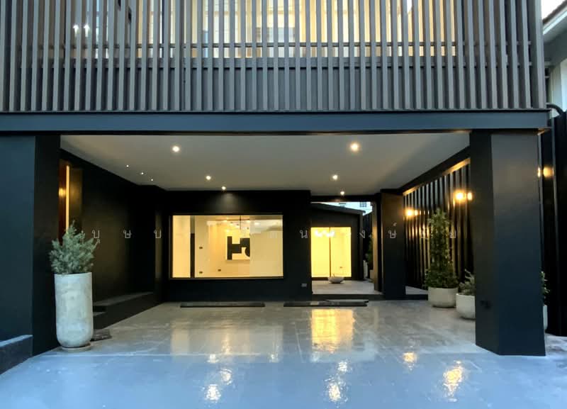 Areeya Busaba Ladprao, Bangkok, Phlapphla, Wang Thonglang, Bangkok, 5 Bedrooms, 300 sqm, Single Detached House For Sale, by บุษบา รัตนวงษ์ชัย, 500249101 - DDproperty.com