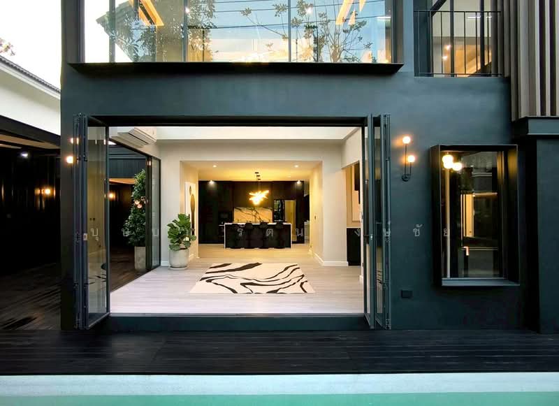 Areeya Busaba Ladprao, Bangkok, Phlapphla, Wang Thonglang, Bangkok, 5 Bedrooms, 300 sqm, Single Detached House For Sale, by บุษบา รัตนวงษ์ชัย, 500249101 - DDproperty.com