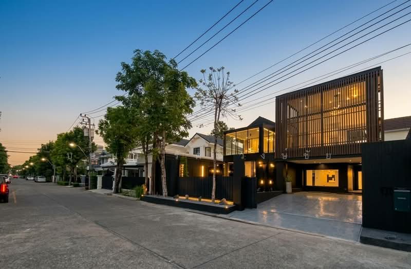 Areeya Busaba Ladprao, Bangkok, Phlapphla, Wang Thonglang, Bangkok, 5 Bedrooms, 300 sqm, Single Detached House For Sale, by บุษบา รัตนวงษ์ชัย, 500249101 - DDproperty.com