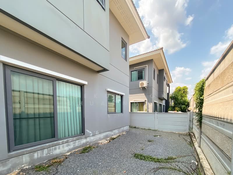 CENTRO Ratchaphruek-Chaengwattana, Nonthaburi, Ratchaphruek Road, Kaset Phatthana Soi 2, Khlong Khoi, Pak Kret, Nonthaburi, 3 Bedrooms, 154 sqm, Single Detached House For Sale, by Chekchanok Chuaynual, 500249126 - DDproperty.com