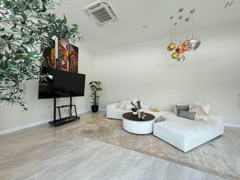 Pattaya Tower, Chon Buri (Pattaya), 79 Pattaya 4, Bang Lamung, Bang Lamung (Pattaya), Chon Buri (Pattaya), 3 Bedrooms, 380 sqm, Villa For Rent, by A LIST ELITE SELECTED, 500249153 - DDproperty.com