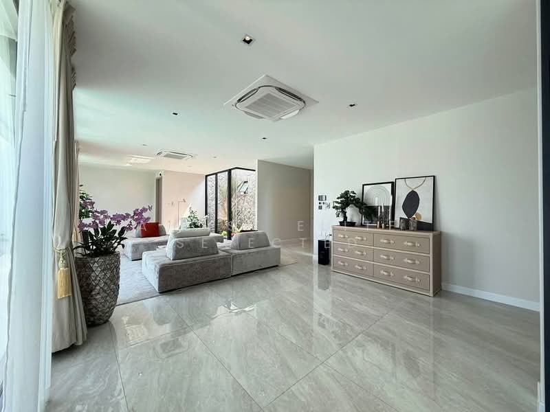 Pattaya Tower, Chon Buri (Pattaya), 79 Pattaya 4, Bang Lamung, Bang Lamung (Pattaya), Chon Buri (Pattaya), 3 Bedrooms, 380 sqm, Villa For Rent, by A LIST ELITE SELECTED, 500249153 - DDproperty.com