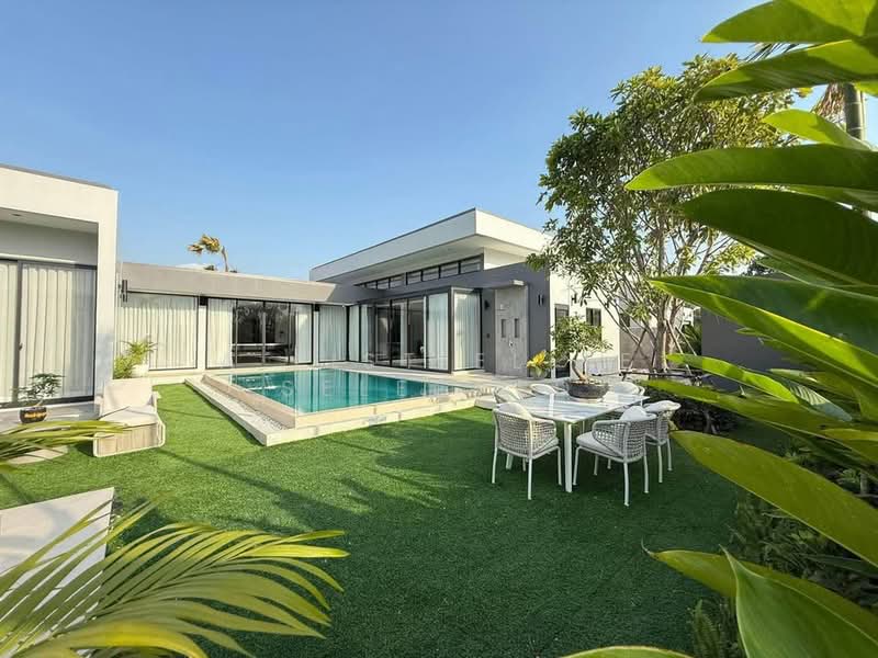 Pattaya Tower, Chon Buri (Pattaya), 79 Pattaya 4, Bang Lamung, Bang Lamung (Pattaya), Chon Buri (Pattaya), 3 Bedrooms, 380 sqm, Villa For Rent, by A LIST ELITE SELECTED, 500249153 - DDproperty.com