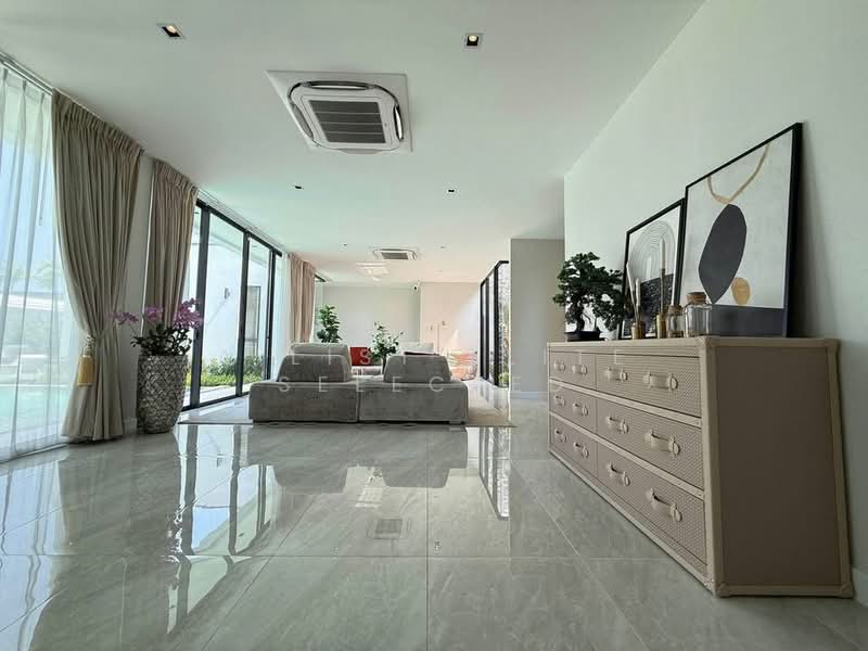 Pattaya Tower, Chon Buri (Pattaya), 79 Pattaya 4, Bang Lamung, Bang Lamung (Pattaya), Chon Buri (Pattaya), 3 Bedrooms, 380 sqm, Villa For Rent, by A LIST ELITE SELECTED, 500249153 - DDproperty.com