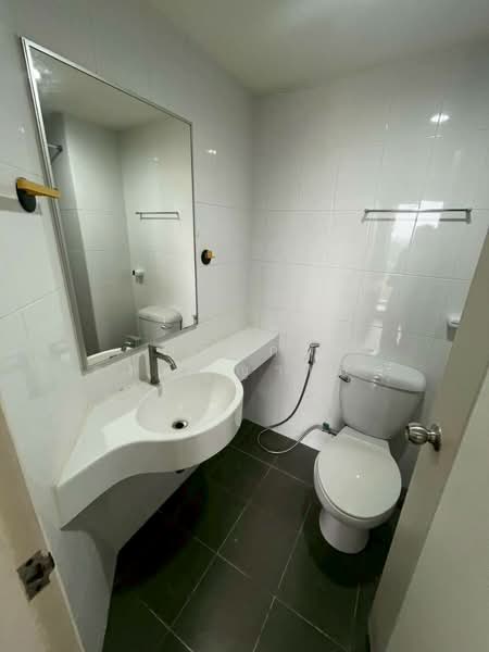 Lumpini Condo Town Raminthra-Latplakhao, Bangkok, Lat Pla Khao Road, Anusaowari, Bang Khen, Bangkok, 1 Bedroom, 26 sqm, Condo For Sale, by ณฐาภพ ดลปัญญาเลิศ, 500249162 - DDproperty.com