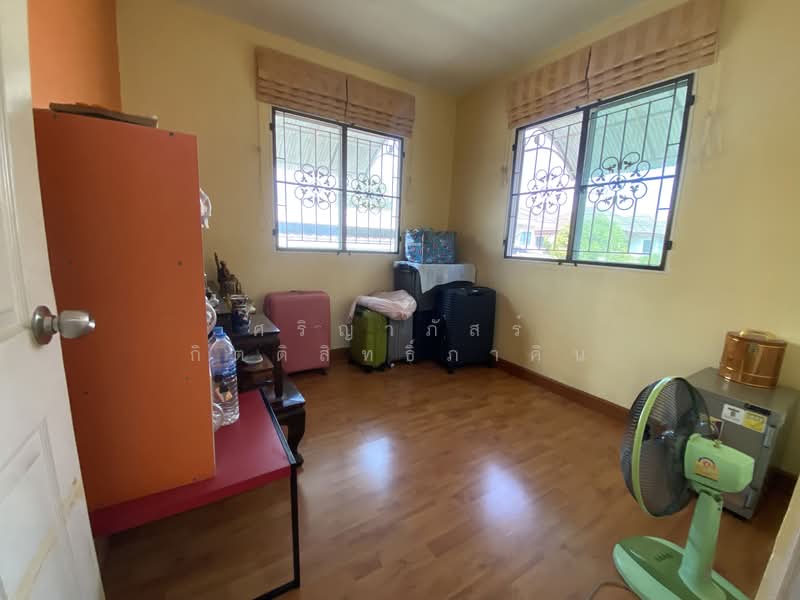 Pruksa Ville 10 Petchkasem-Phutthamonthon Sai 4, Nakhon Pathom, Soi Krathum Lom 19, Phutthamonthon Sai 4 Road, Krathum Lom, Sam Phran, Nakhon Pathom, 4 Bedrooms, 113 sqm, Townhouse For Sale, by ศริญาภัสร์ กิตติสิทธิ์ภาคิน, 500249165 - DDproperty.com