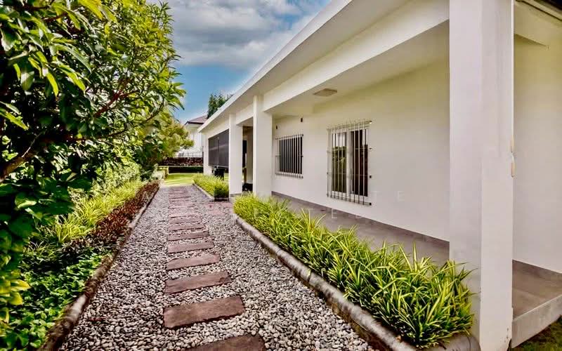 โป่ง, Chon Buri (Pattaya), Bang Lamung, Bang Lamung (Pattaya), Chon Buri (Pattaya), 3 Bedrooms, 290 sqm, Villa For Sale, by A LIST ELITE SELECTED, 500249166 - DDproperty.com