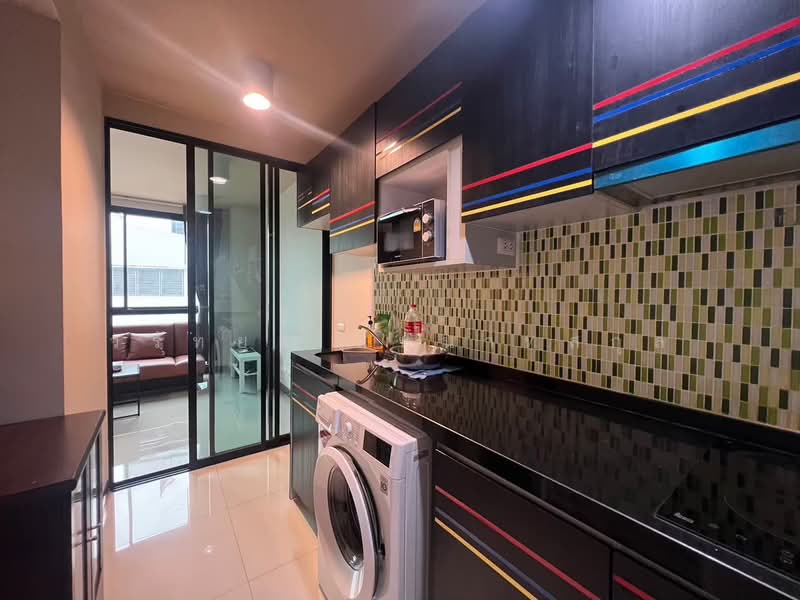 Chateau In Town Ratchada 10, Bangkok, - Soi Ratchadapisek 10 intersection 7 Ratchadapisek Road, Huai Khwang, Huai Khwang, Bangkok, 2 Bedrooms, 48 sqm, Condo For Sale, by วรัทยา สีหนาทสกุล, 500249172 - DDproperty.com