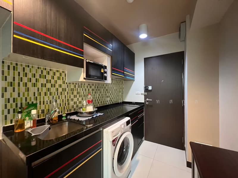Chateau In Town Ratchada 10, Bangkok, - Soi Ratchadapisek 10 intersection 7 Ratchadapisek Road, Huai Khwang, Huai Khwang, Bangkok, 2 Bedrooms, 48 sqm, Condo For Sale, by วรัทยา สีหนาทสกุล, 500249172 - DDproperty.com