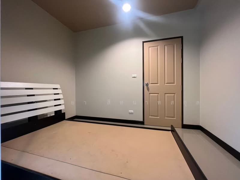 Chateau In Town Ratchada 10, Bangkok, - Soi Ratchadapisek 10 intersection 7 Ratchadapisek Road, Huai Khwang, Huai Khwang, Bangkok, 2 Bedrooms, 48 sqm, Condo For Sale, by วรัทยา สีหนาทสกุล, 500249172 - DDproperty.com