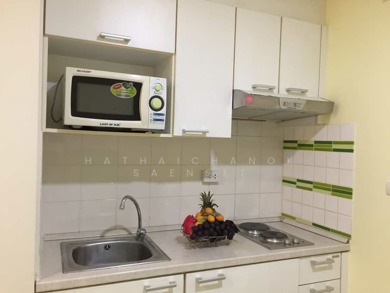 The Clover Thonglor Residence, Bangkok, Soi Sukhumvit 55, Khlong Tan Nua, Watthana, Bangkok, 1 Bedroom, 36 sqm, Condo For Rent, by Hathaichanok Saenset, 500249195 - DDproperty.com