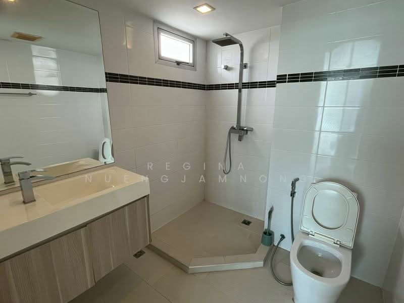 Club Royal, Chon Buri (Pattaya), 381 Soi Na Kluea 12, Na Kloe, Bang Lamung (Pattaya), Chon Buri (Pattaya), 2 Bedrooms, 116 sqm, Condo For Sale, by Regina Nuengjamnong, 500249220 - DDproperty.com