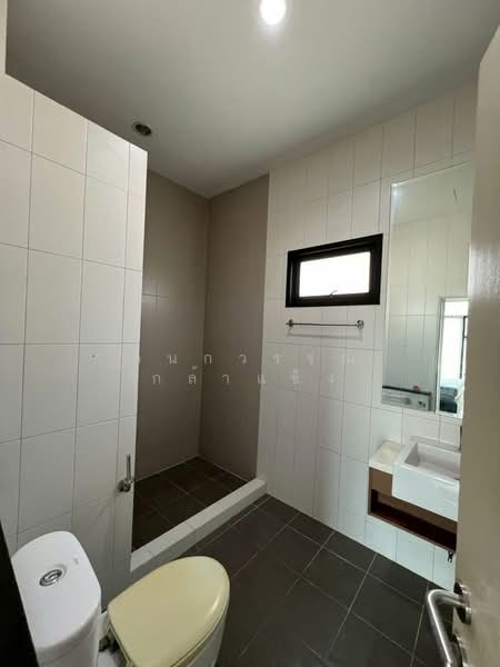 Atoll Java Bay, Samut Prakan, Soi King Kaeo 19, Rachathewa, Bang Plee, Samut Prakan, 3 Bedrooms, 215 sqm, Single Detached House For Rent, by Kanokwan Klakhaeng, 500249226 - DDproperty.com