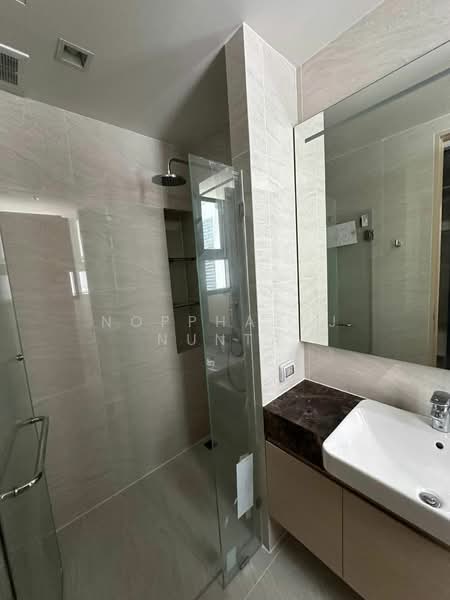 Noble State 39, Bangkok, 35 Soi Sukhumvit 39, Khlong Tan Nua, Watthana, Bangkok, 1 Bedroom, 41 sqm, Condo For Rent, by Noppharuj Nunta, 500249230 - DDproperty.com
