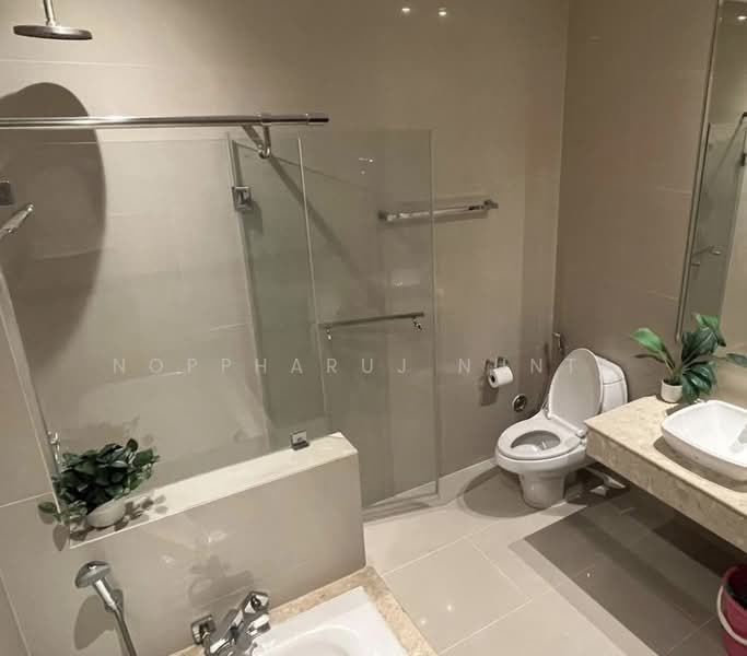 Citi Smart Sukhumvit 18, Bangkok, 366 Soi Sukhumvit 18, Sukhumvit Road, Khlong Toei, Khlong Toei, Bangkok, 2 Bedrooms, 75 sqm, Condo For Rent, by Noppharuj Nunta, 500249265 - DDproperty.com