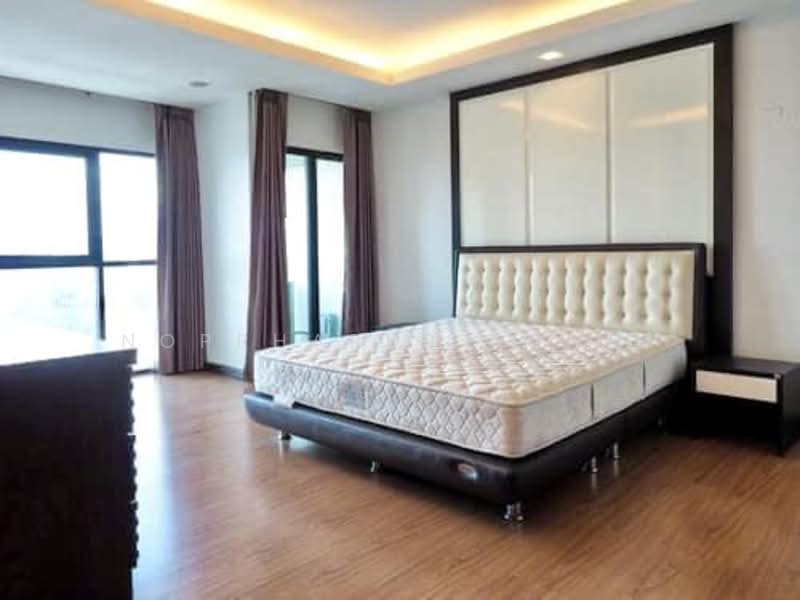 Sathorn Gardens, Bangkok, 39 South Sathorn Road, Thung Maha Mek, Sathon, Bangkok, 3 Bedrooms, 200 sqm, Condo For Rent, by Noppharuj Nunta, 500249270 - DDproperty.com