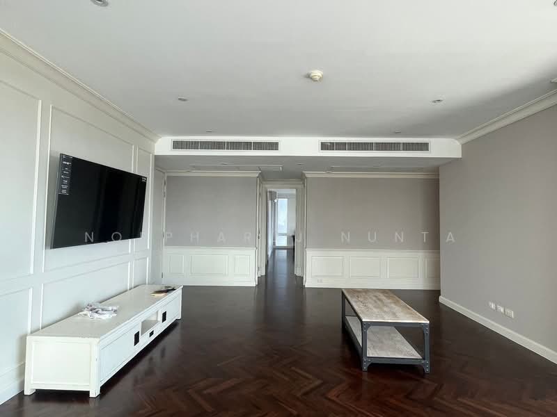 Fullerton Sukhumvit, Bangkok, Sukhumvit Road, Khlong Tan Nua, Watthana, Bangkok, 3 Bedrooms, 170 sqm, Condo For Rent, by Noppharuj Nunta, 500249286 - DDproperty.com
