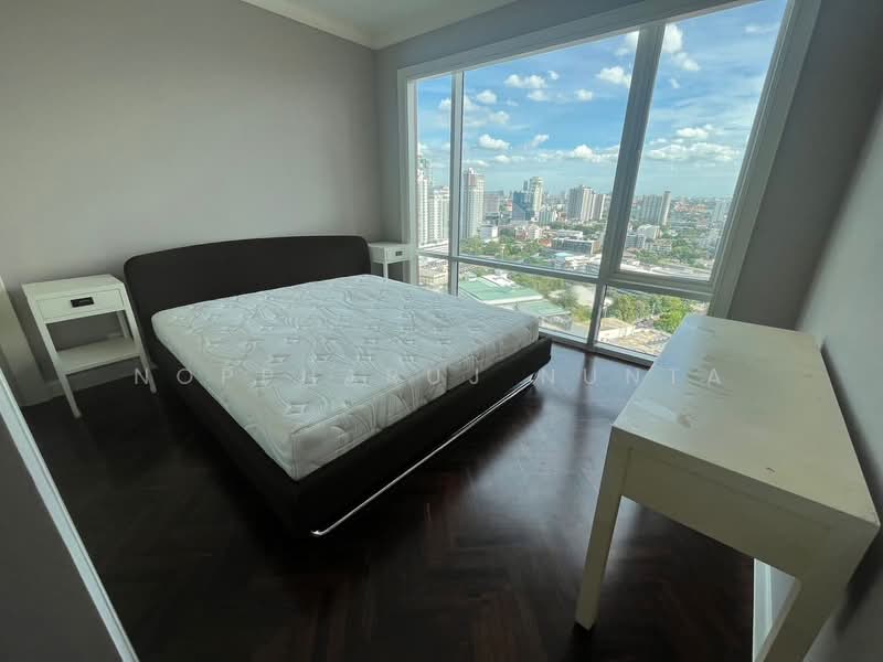 Fullerton Sukhumvit, Bangkok, Sukhumvit Road, Khlong Tan Nua, Watthana, Bangkok, 3 Bedrooms, 170 sqm, Condo For Rent, by Noppharuj Nunta, 500249286 - DDproperty.com