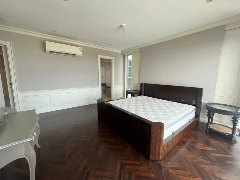 Fullerton Sukhumvit, Bangkok, Sukhumvit Road, Khlong Tan Nua, Watthana, Bangkok, 3 Bedrooms, 170 sqm, Condo For Rent, by Noppharuj Nunta, 500249286 - DDproperty.com