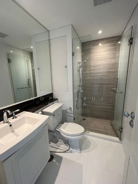 Fullerton Sukhumvit, Bangkok, Sukhumvit Road, Khlong Tan Nua, Watthana, Bangkok, 3 Bedrooms, 170 sqm, Condo For Rent, by Noppharuj Nunta, 500249286 - DDproperty.com