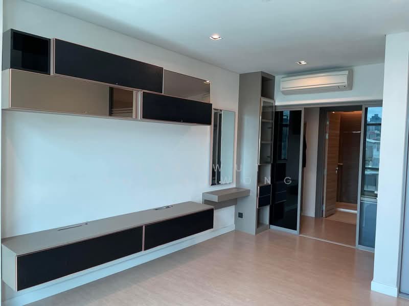 The Room Charoenkrung 30, Bangkok, 30 Charoenkrung Road, Si Phraya, Bang Rak, Bangkok, 1 Bedroom, 54 sqm, Condo For Sale, by Sarawut Ratchawong, 500249319 - DDproperty.com
