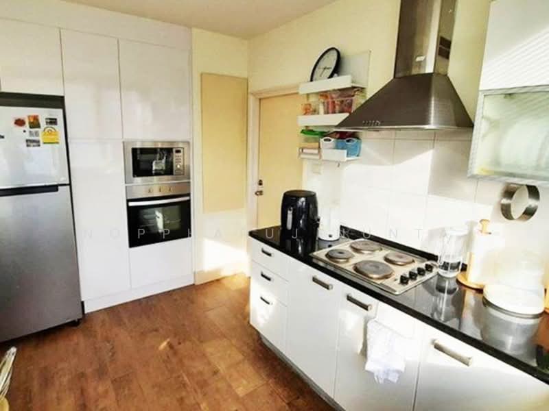 Hampton Thonglor 10, Bangkok, 324 Soi Thonglor 10, Sukhumvit Road, Khlong Tan Nua, Watthana, Bangkok, 3 Bedrooms, 162 sqm, Condo For Rent, by Noppharuj Nunta, 500249353 - DDproperty.com