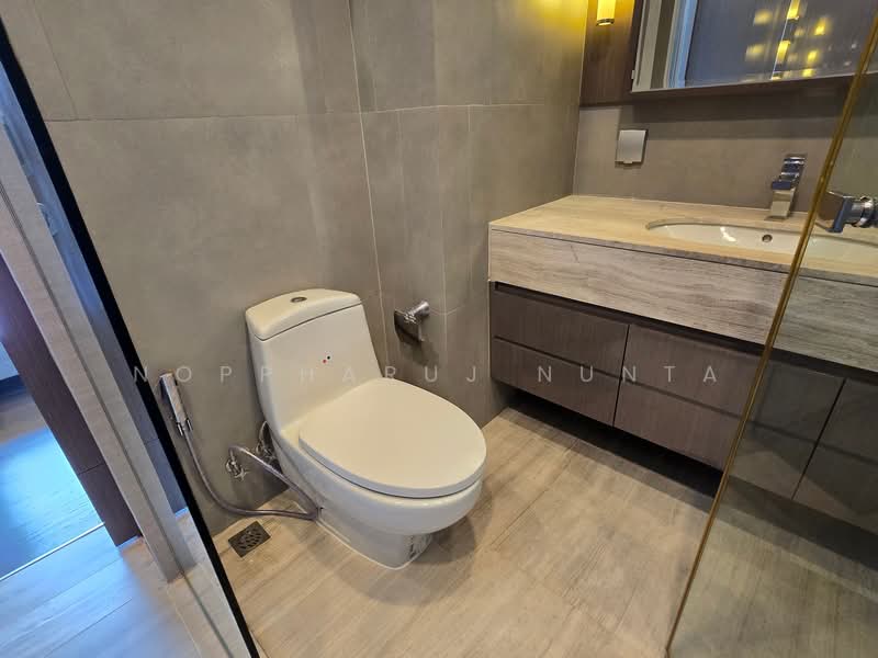 The Diplomat Sathorn, Bangkok, 158 Sathorn Nua Road, Silom, Bang Rak, Bangkok, 2 Bedrooms, 66 sqm, Condo For Sale, by Noppharuj Nunta, 500249454 - DDproperty.com
