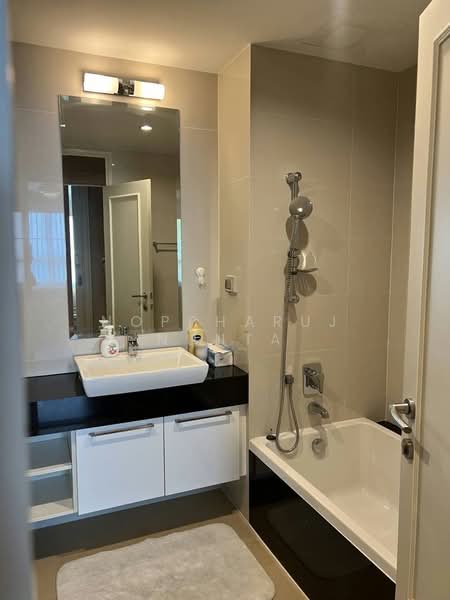 Supalai Prima Riva (Residential), Bangkok, Rama 3 Road, Chong Nonsi, Yan Nawa, Bangkok, 2 Bedrooms, 92 sqm, Condo For Rent, by Noppharuj Nunta, 500249471 - DDproperty.com