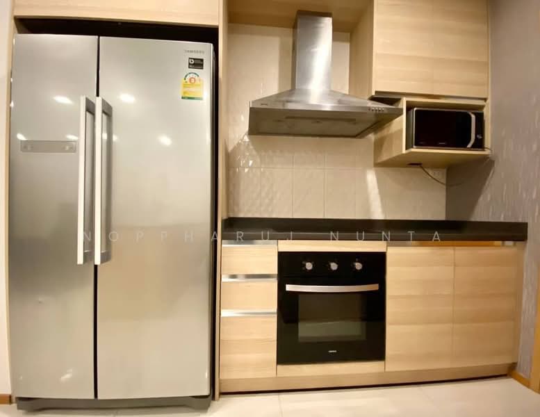 The Emporio Place, Bangkok, 93 Soi Sukhumvit 24, Sukhumvit Road, Khong Tan, Khlong Toei, Bangkok, 3 Bedrooms, 162 sqm, Condo For Rent, by Noppharuj Nunta, 500249485 - DDproperty.com