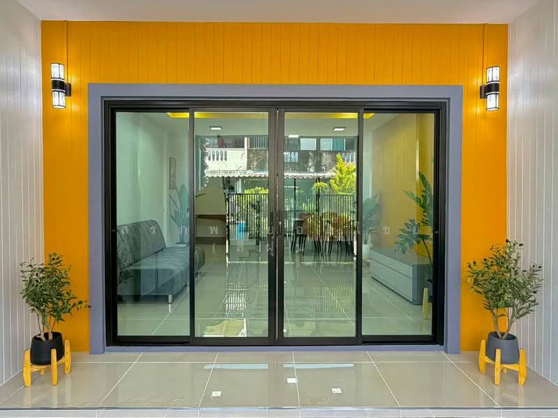 Baan Charming Home : บ้านชาร์มมิ่งโฮม, นนทบุรี, ปากเกร็ด, ปากเกร็ด, นนทบุรี, 64 ตร.ม., ทาวน์เฮ้าส์ ขาย, โดย สรภพ ยอดไชย (สีฝุ่น), 500249491 - DDproperty.com