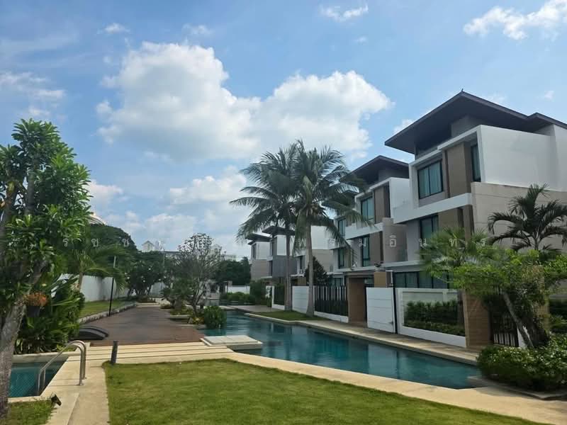 Nirvana Beyond @ Beach pattaya, Chon Buri (Pattaya), Bang Lamung, Bang Lamung (Pattaya), Chon Buri (Pattaya), 3 Bedrooms, 348 sqm, Townhouse For Sale, by Ratchanon Promin, 500249530 - DDproperty.com