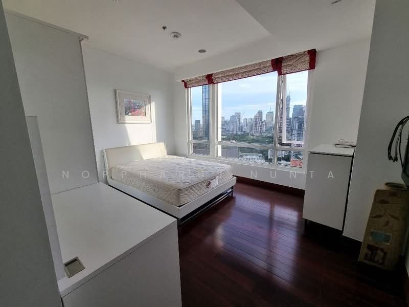 Baan Rajprasong, Bangkok, 3 Rajdamri Road, Lumphini, Pathum Wan, Bangkok, 2 Bedrooms, 126 sqm, Condo For Rent, by Noppharuj Nunta, 500249541 - DDproperty.com