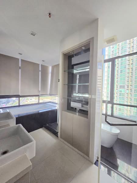 Ivy Ampio, Bangkok, 48 Ratchadaphisek Road, Huai Khwang, Huai Khwang, Bangkok, 2 Bedrooms, 82 sqm, Condo For Rent, by Nami E., 500249565 - DDproperty.com